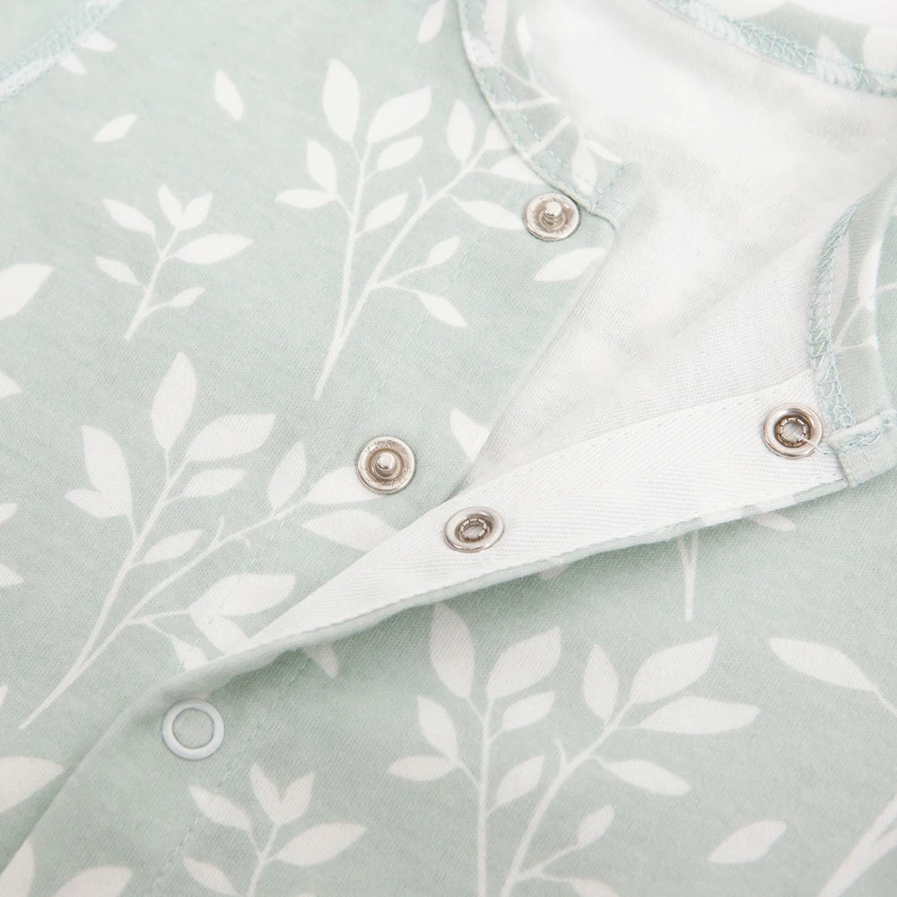 Baby Romper 2-9 Months Baby Pajamas 100%Cotton Soft High Quality Seamless Workmanship Newborn Hand Protect Sleepwear Grass Print